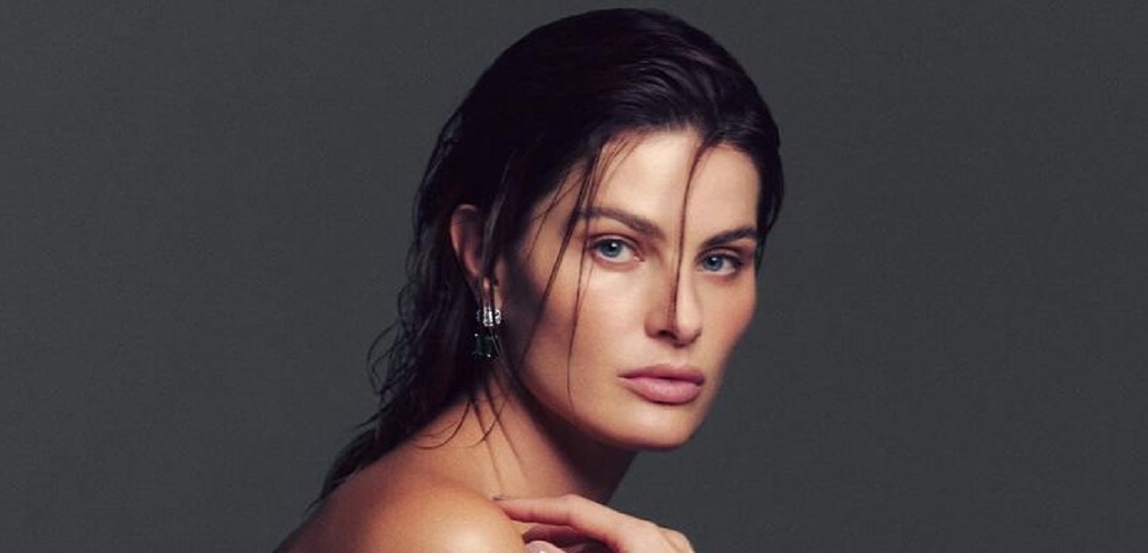 Isabeli Fontana surpreende com ensaio nu e recebe elogios nas redes sociais
