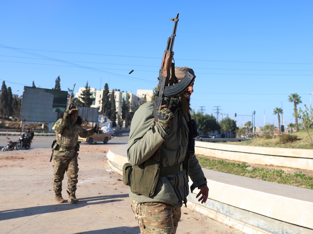 Jihadistas e rebeldes ocupam maior parte de Aleppo, na Síria