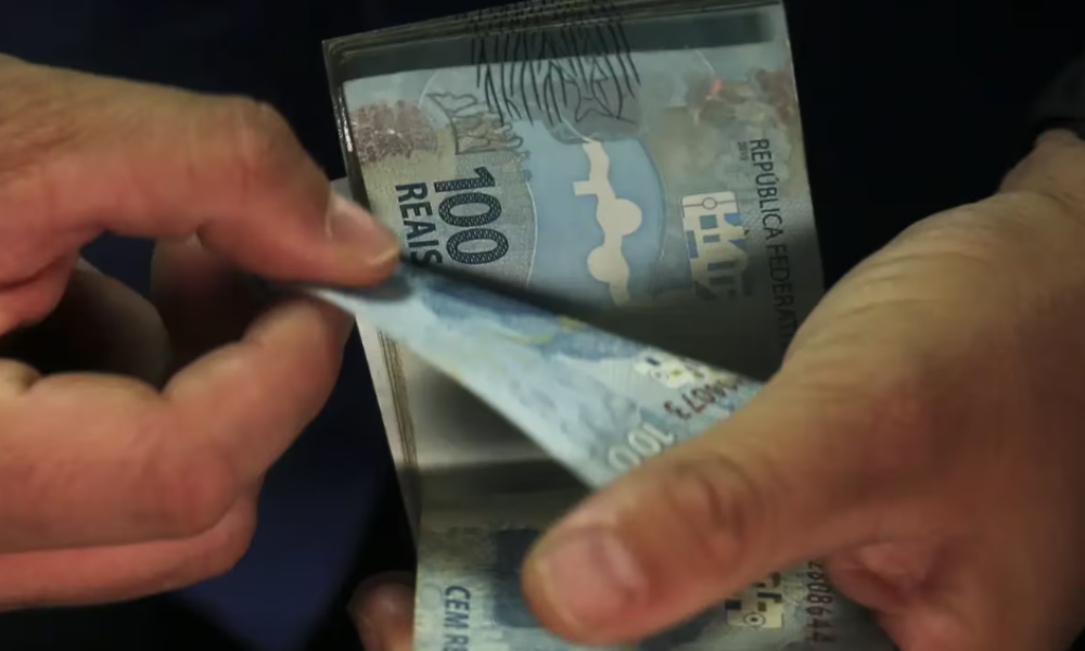 Brasileiros têm mais de R$ 5,1 bilhões esquecidos em bancos
