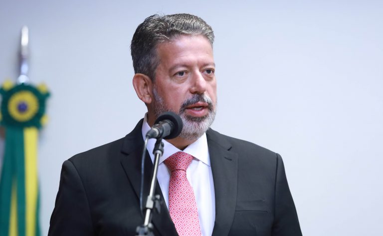 Arthur Lira diz que ainda não foi chamado para conhecer pacote de cortes