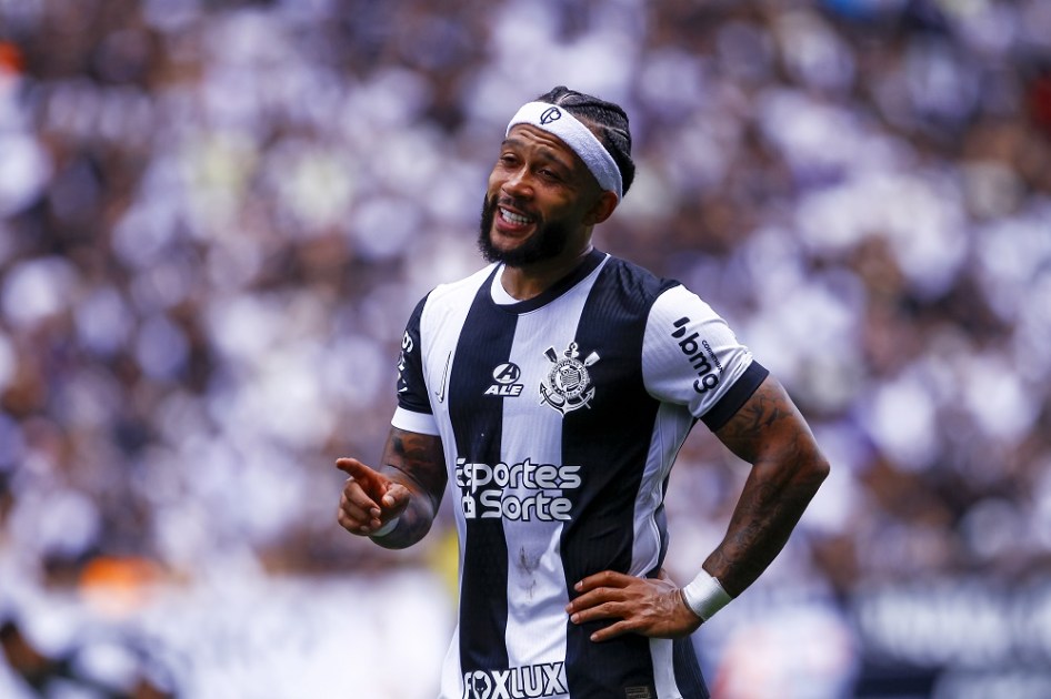 MEMPHIS DEPAY-CORINTHIANS