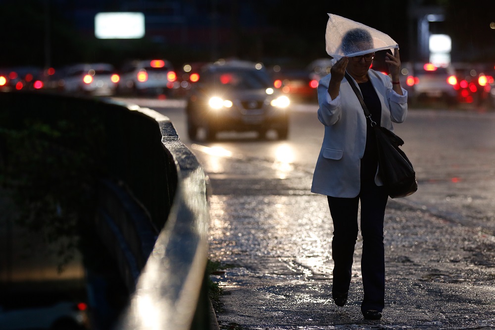 Frio e chuva persistem em São Paulo; veja previsão 