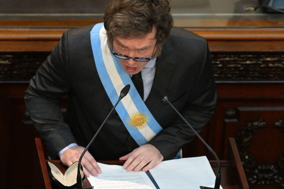 JUAN MABROMATA / AFP