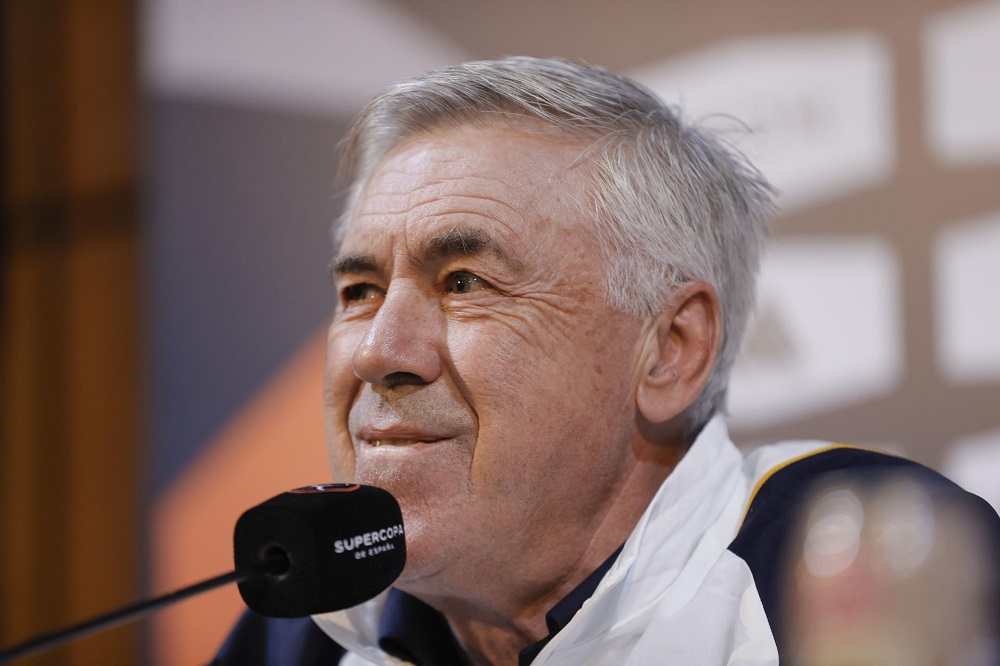 Ancelotti elogia desempenho do Botafogo após conquista da Libertadores