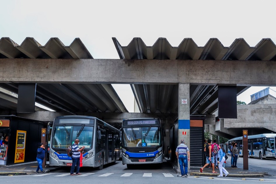 Terminal de ônibus