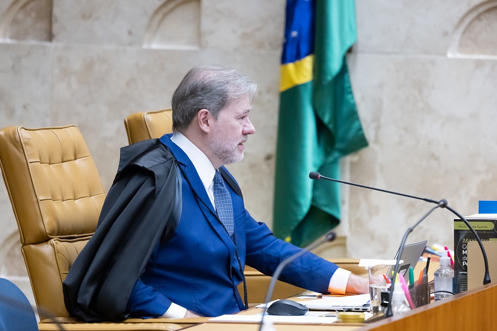 Primeiro a votar no julgamento sobre redes sociais, Toffoli critica ‘imunidade’ das plataformas por conteúdo de usuários