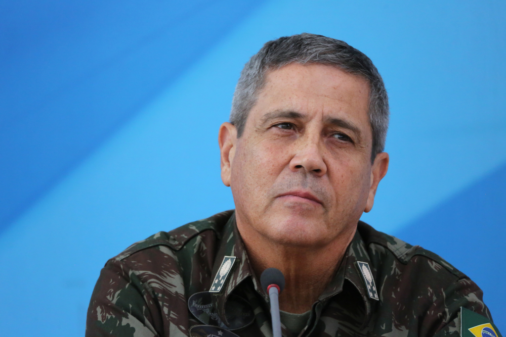 Advogado de Braga Netto chama Mauro Cid de ‘mentiroso contumaz’