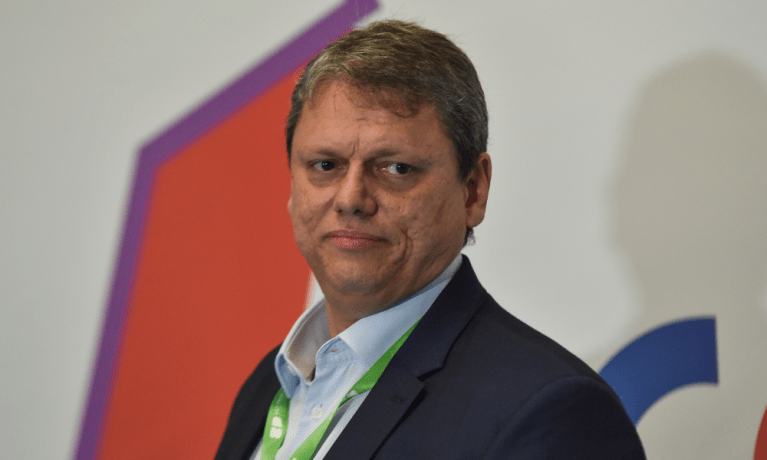 Tarcísio de Freitas
