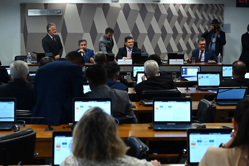 Votação da PEC das Drogas na CCJ