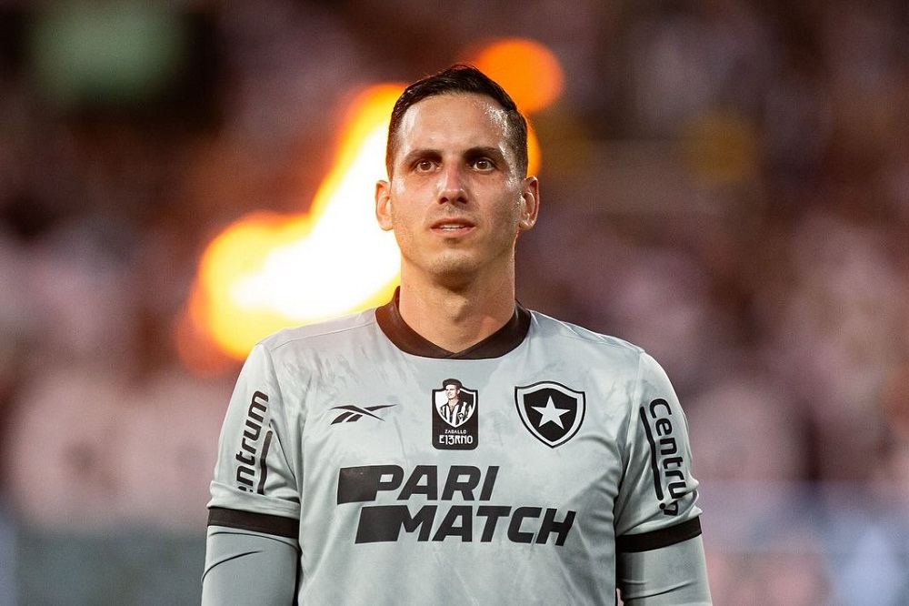 Cerro Porteño anuncia contratação de Gatito Fernandez e surpreende torcedores do Botafogo