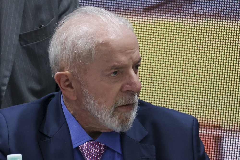 Lula sanciona lei que cria reforços para arcabouço fiscal, mas veta regras sobre emendas