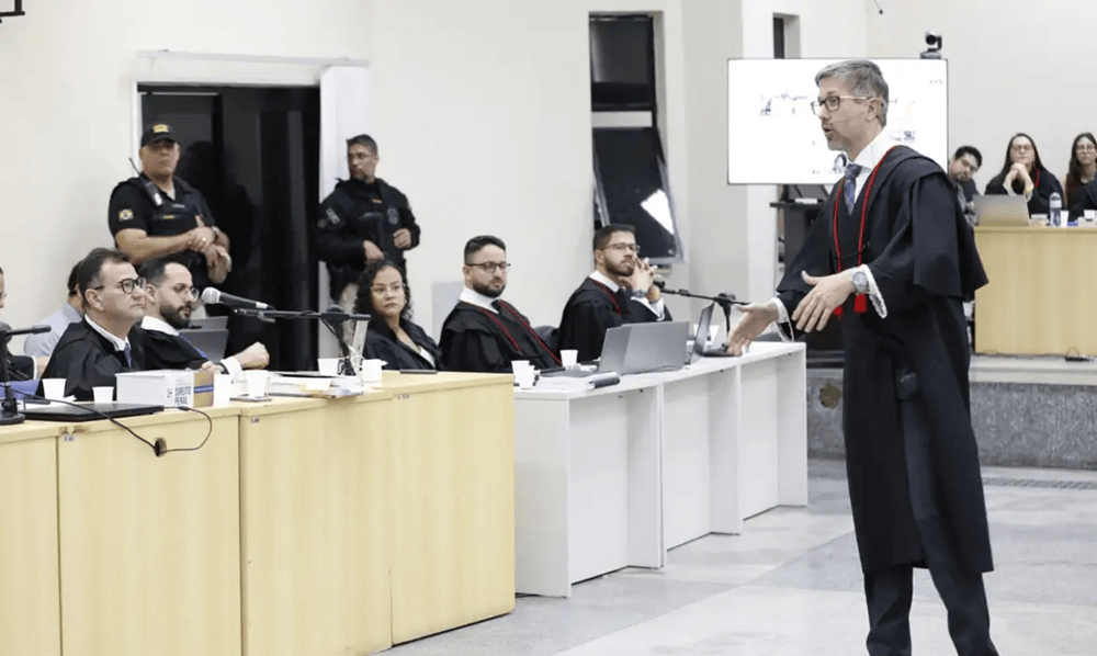 Stake perde aval para operar e volta a ser barrada no Brasil