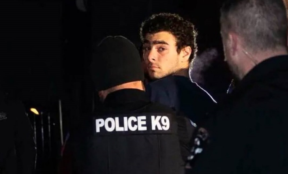Confissão de Mangione trava julgamento por assassinato de CEO em NY