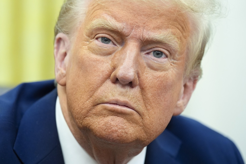 Trump não declara apoio a Flávio e diz que acompanhará 'de perto' eleições no Brasil