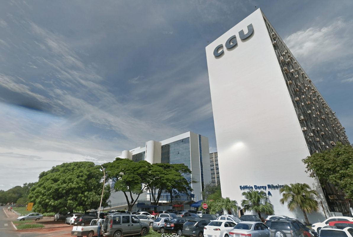 CGU multa 36 empresas em R$ 46 milhões por venda de dados sigilosos da Receita Federal