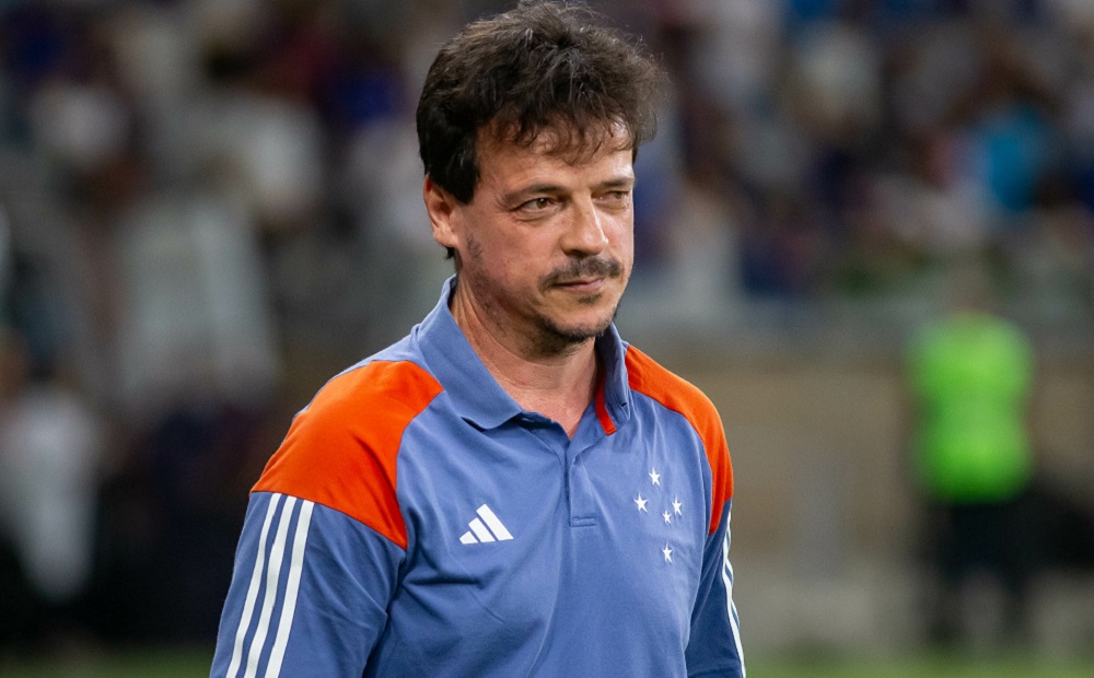 Cruzeiro demite Fernando Diniz após começo ruim no Campeonato Mineiro