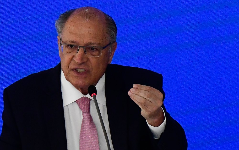 Alckmin defende mandato e código de ética para ministros do STF
