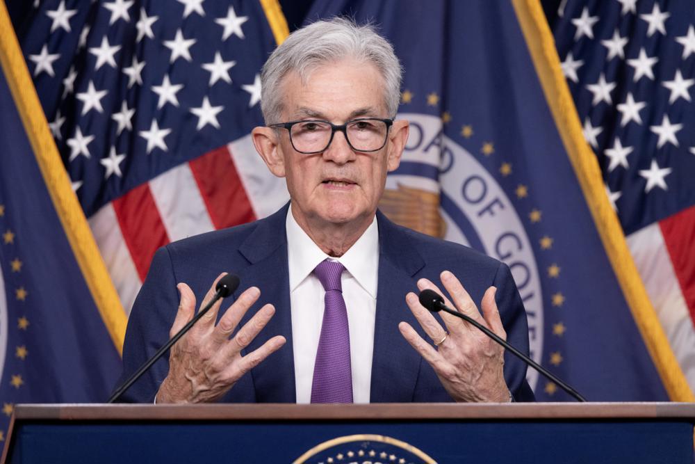 Fed resiste a pressões de Trump e põe fim a ciclo de queda nos juros dos Estados Unidos