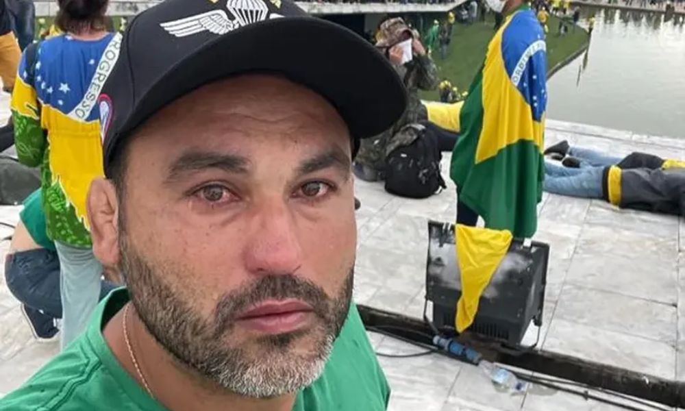 leo-indio-8-de-janeiro-reproducao-instagram