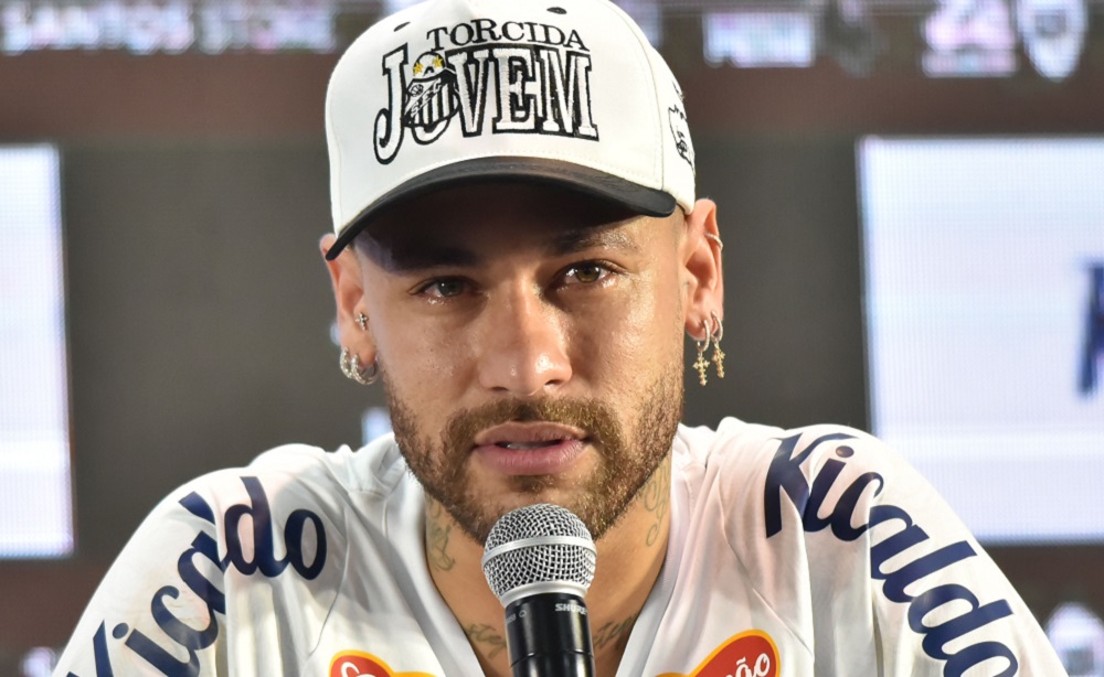 Neymar tem lesão na coxa apontada após exames e desfalca Santos
