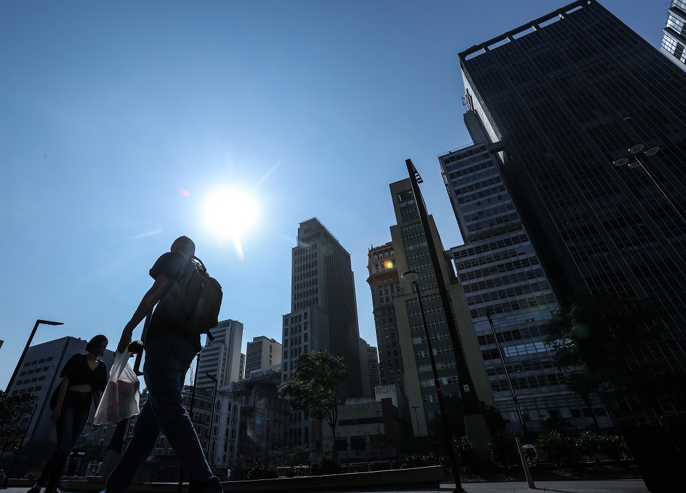Onda de calor no Brasil deve durar mais de uma semana