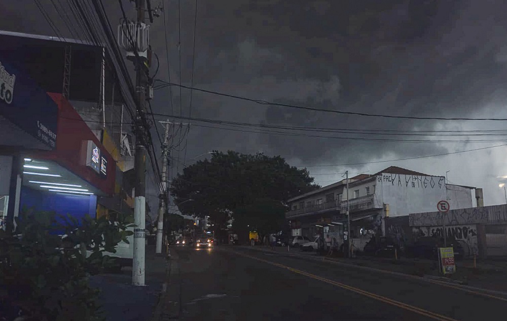 Chuva em São Paulo faz Defesa Civil decretar atenção para alagamentos; moradores recebem alerta severo
