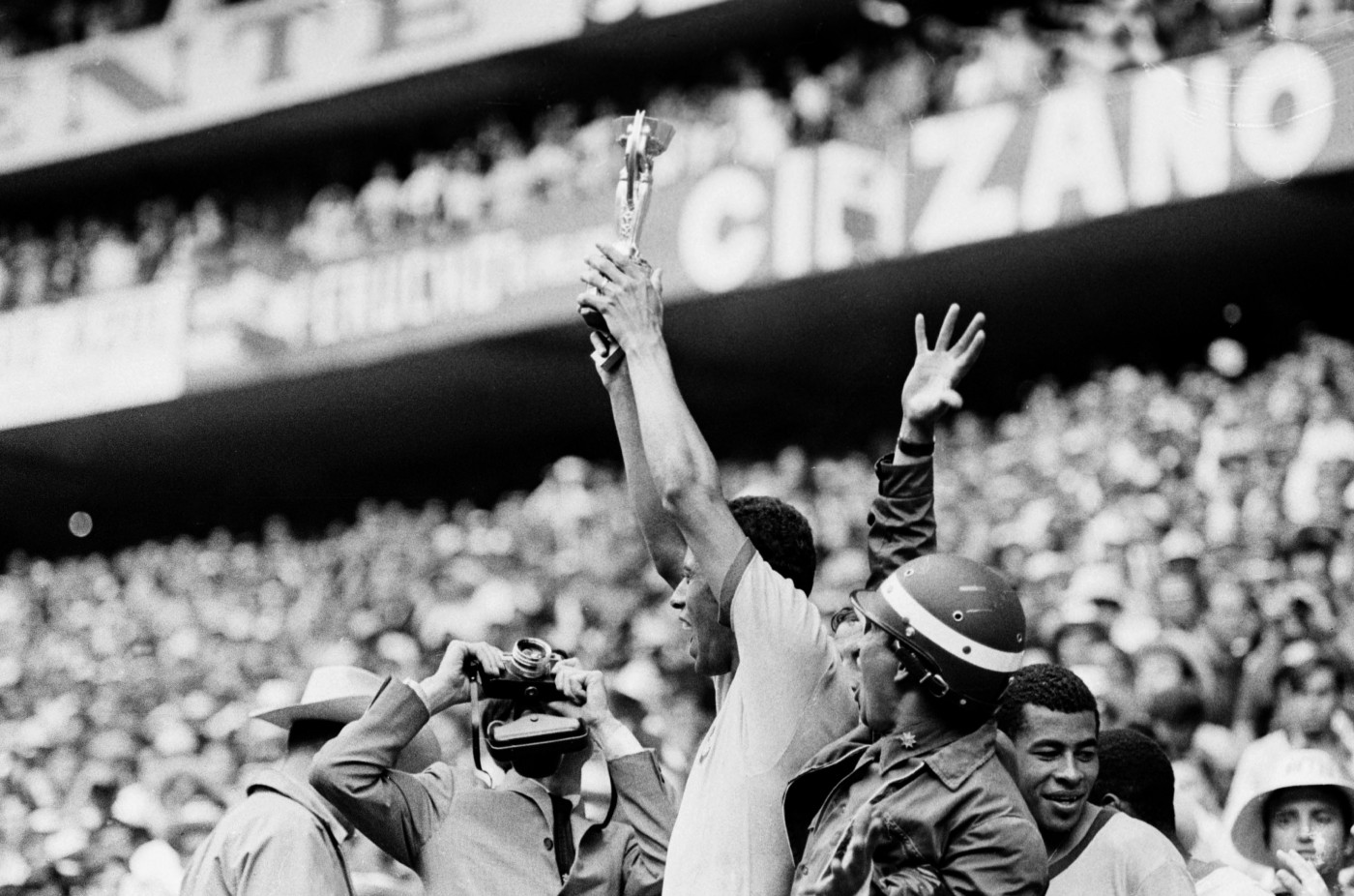 O tricampeonato da seleção brasileira na Copa do Mundo vai completar 55 anos em junho 