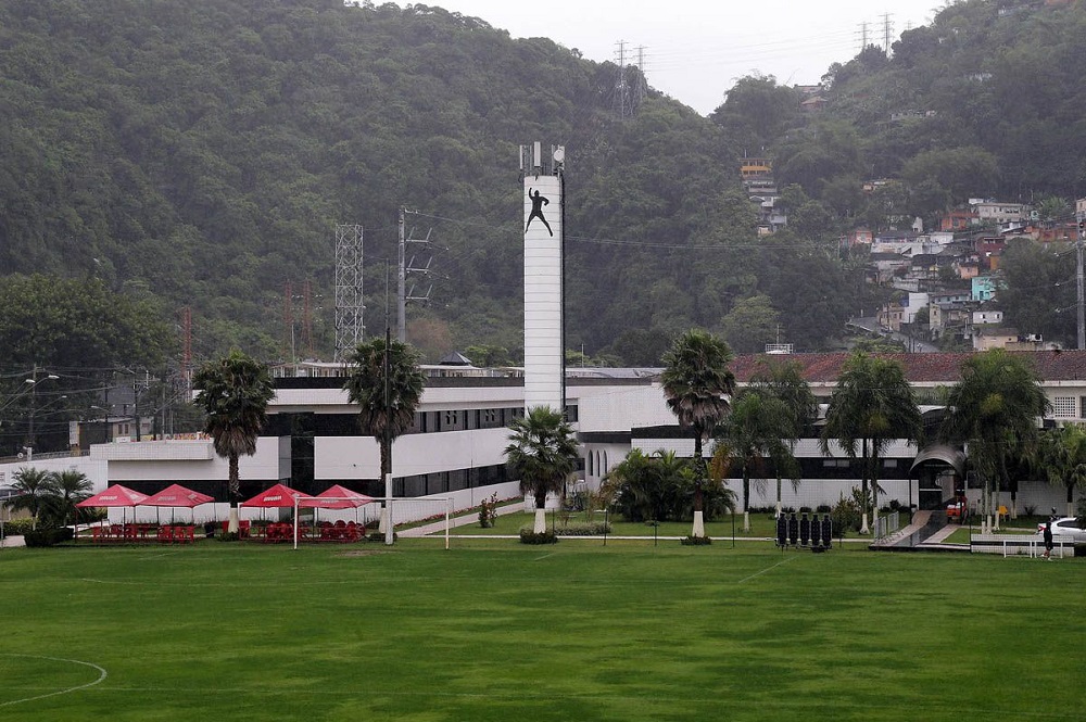 Governo Lula assina concessão de CT Rei Pelé ao Santos por 40 anos