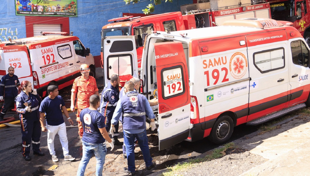 INCENDIO ATINGE CONFECÇÃO PARA O CARNAVAL