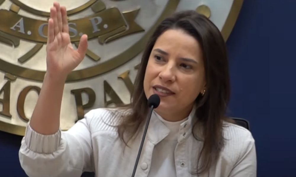 Raquel Lyra aciona Justiça de PE para João Campos esclarecer acusação de ‘milícia digital’