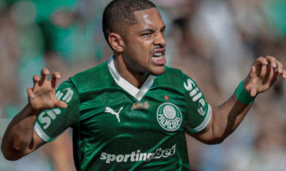 Palmeiras anuncia contratação do atacante Vitor Roque