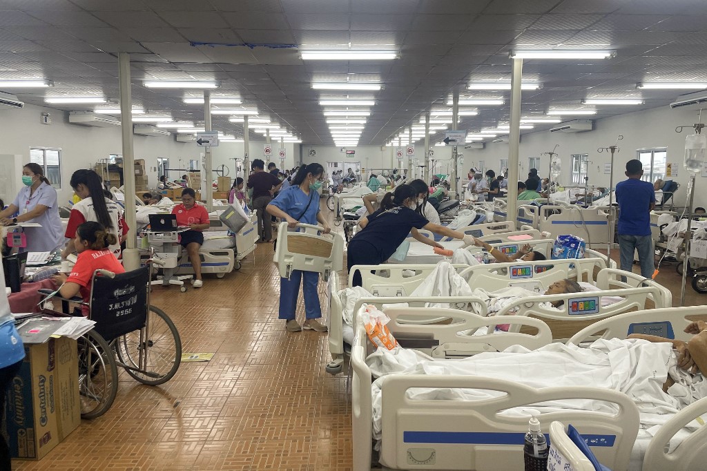 Sobe para 1,6 mil o número de mortos em terremoto em Mianmar