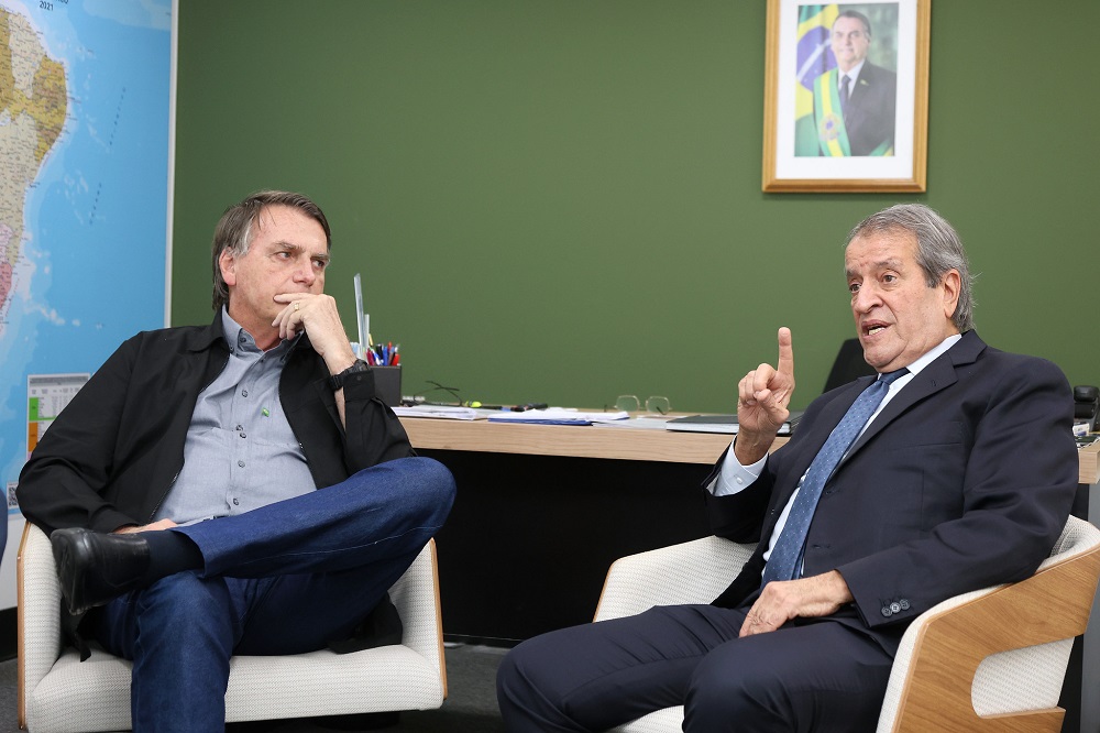 Jair Bolsonaro e Valdemar Costa Neto se reúnem nesta quarta-feira na sede do PL