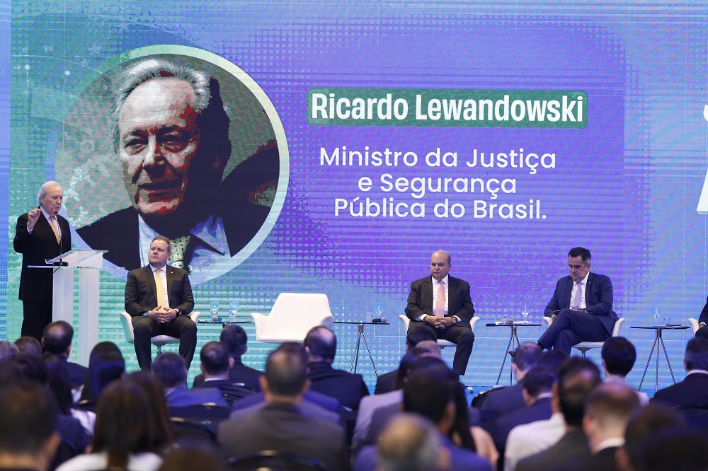 Autoridades afirmam que legislação inadequada limita trabalho da polícia