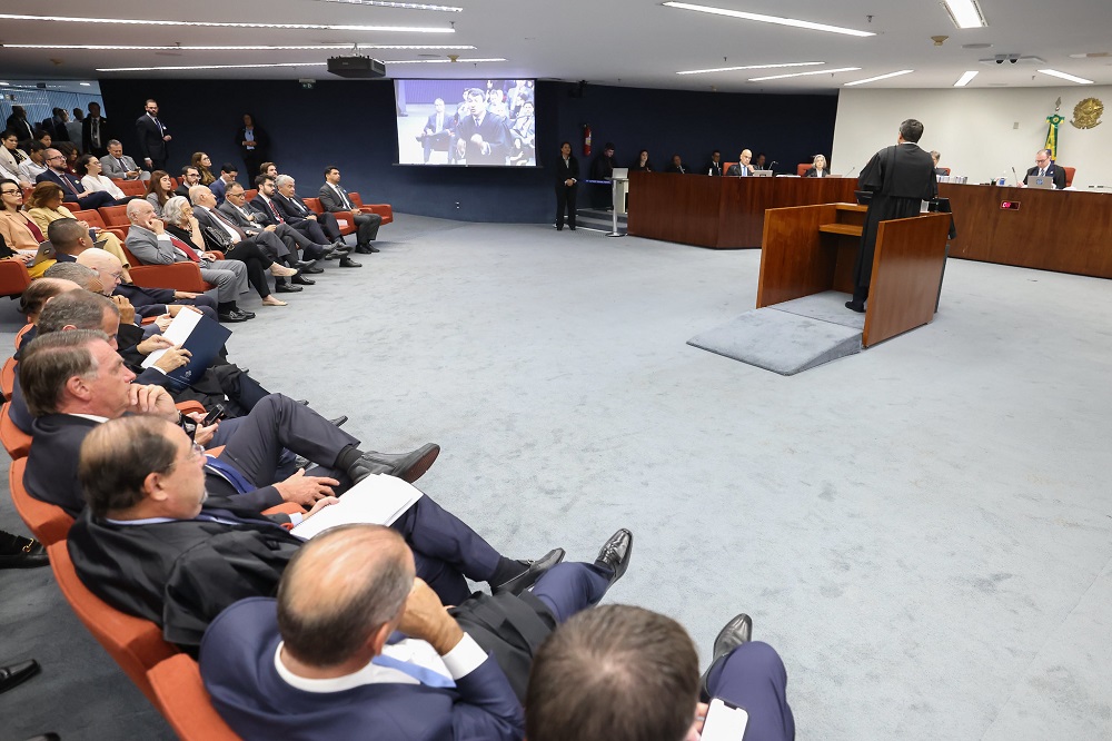 STF rejeita questionamentos das defesas e retoma nesta quarta-feira o julgamento de Bolsonaro e aliados