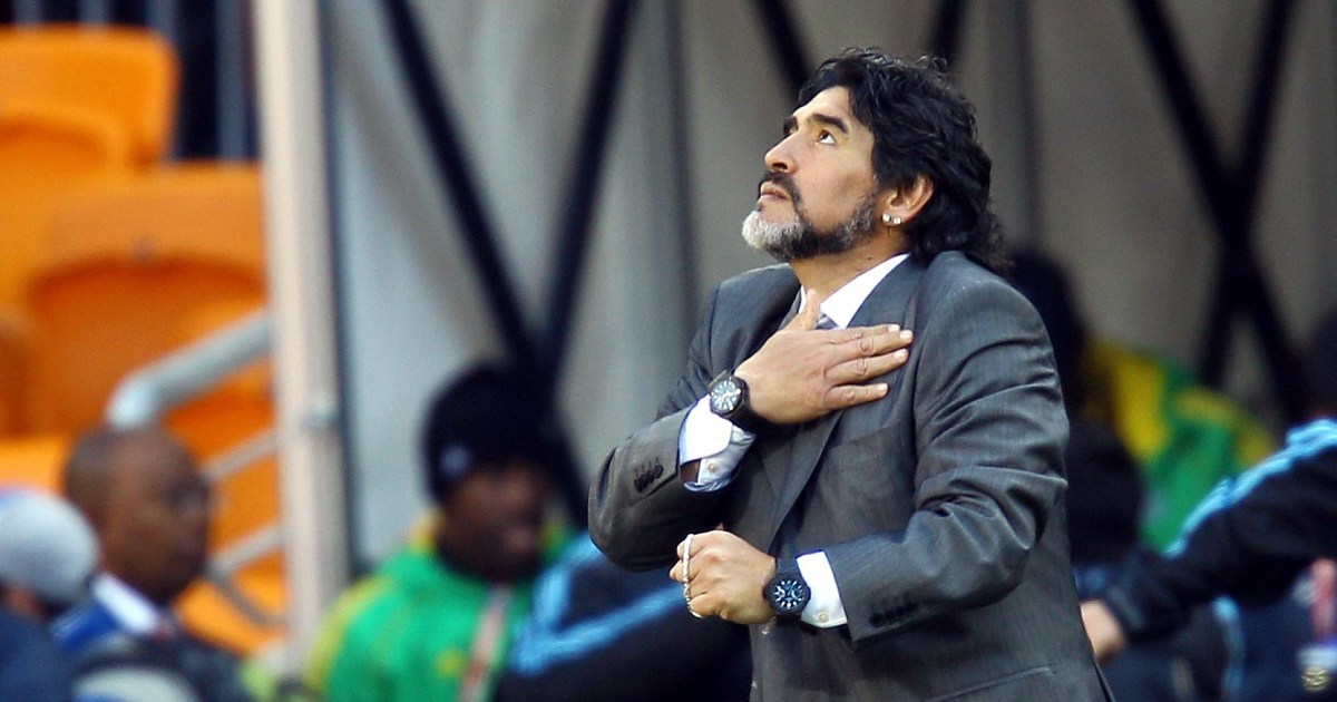 Promotoria pede até 12 anos de prisão para equipe que cuidava de Maradona