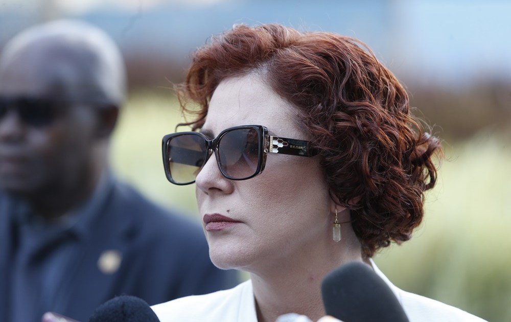 Zambelli contrata novo advogado para contestar extradição e condenações no STF