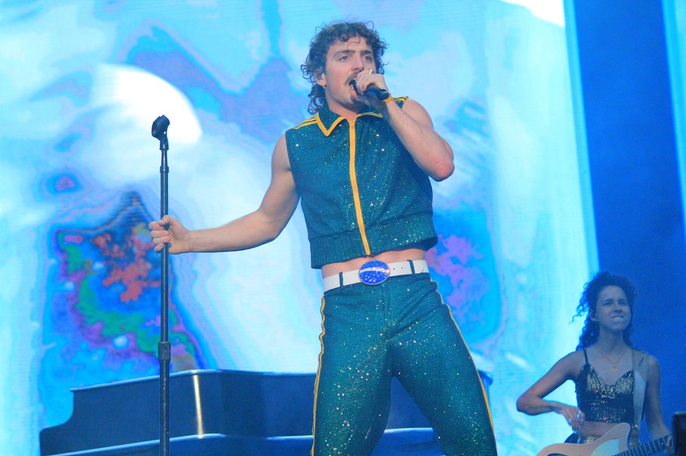 Benson Boone, dono do maior hit do TikTok, estreia no Brasil com show animado no Lollapalooza