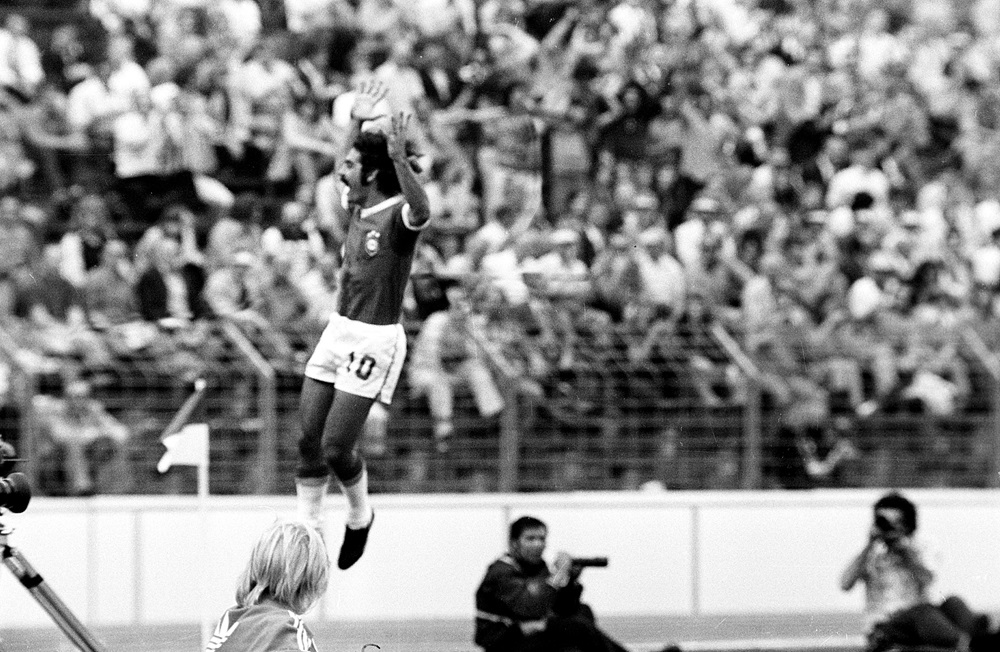 Brasil e Argentina já se enfrentaram quatro vezes na história das Copas