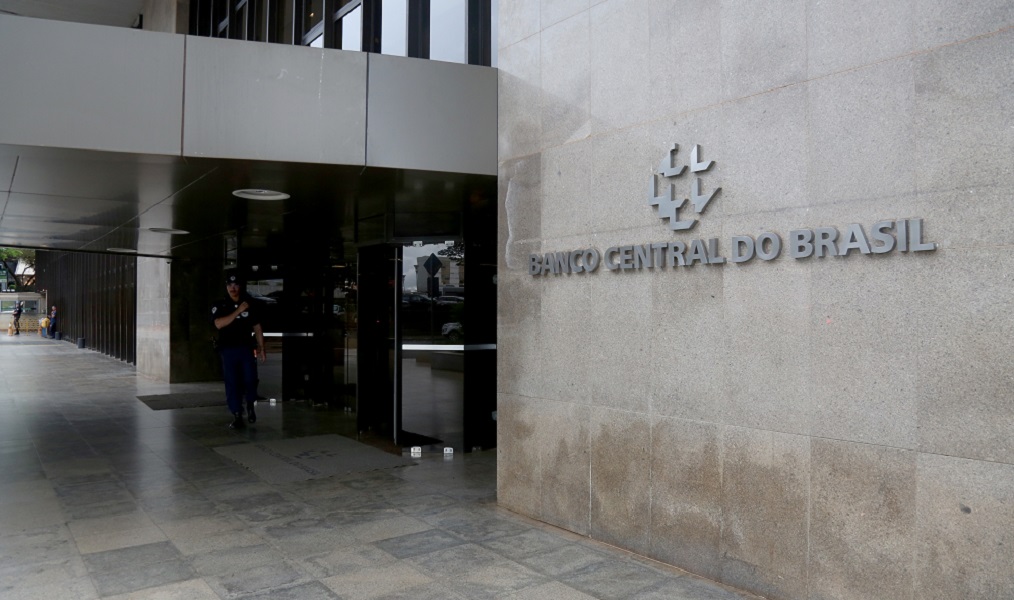 Riscos inflacionários impedem corte maior da Selic