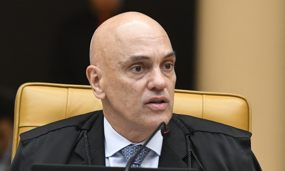Moraes arquiva inquérito contra Bolsonaro em investigação da 'Abin paralela'