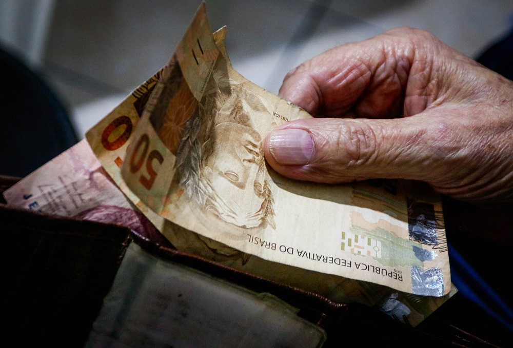 Municípios projetam impacto negativo de R$ 11,8 bilhões com isenção do Imposto de Renda