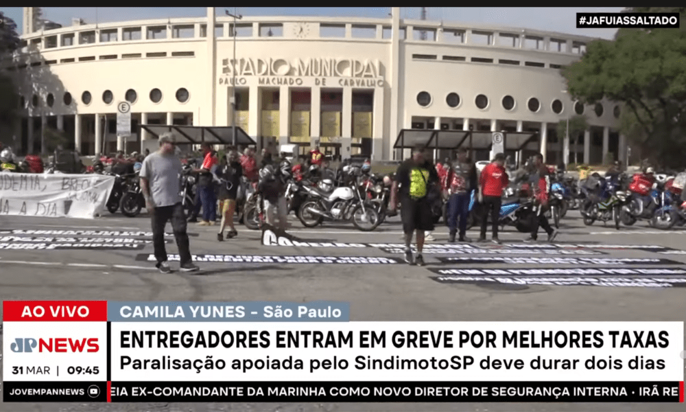 Entregadores entram em greve por melhores taxas no Pacaembu