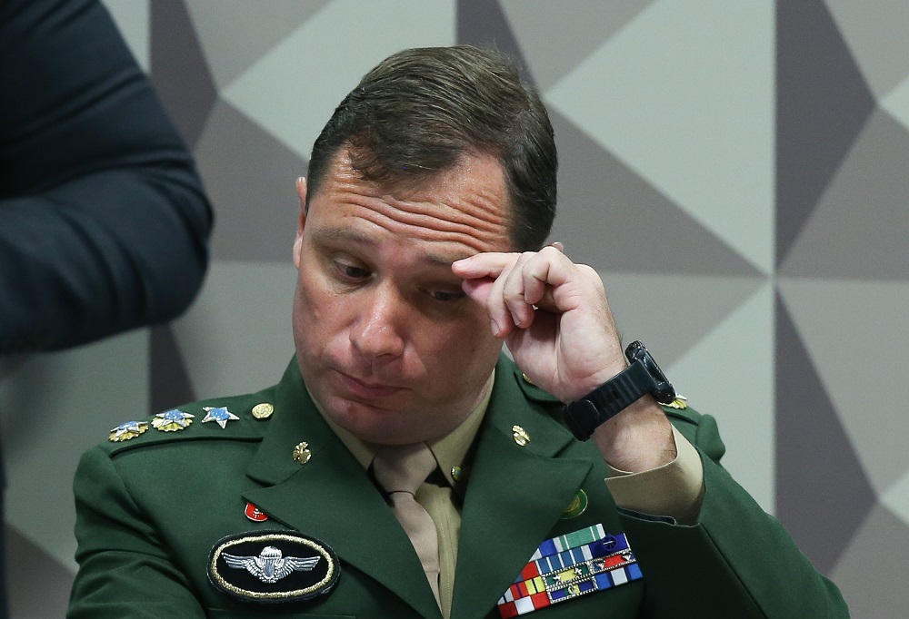 STF nega pedido da defesa de Bolsonaro para que advogado de Mauro Cid seja ouvido antes