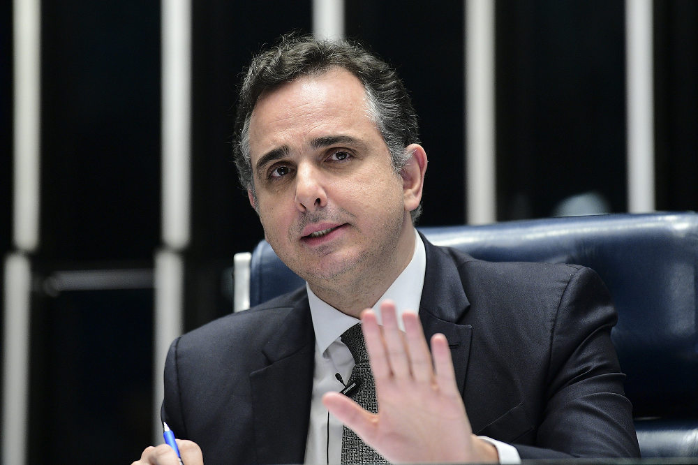 Senado aprova indicação de Rodrigo Pacheco para TCU