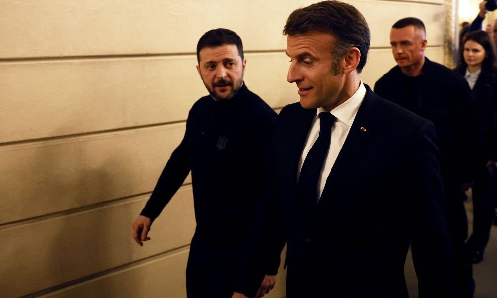 Zelensky chega a Paris um dia antes da cúpula que busca ‘garantias de segurança’ para Kiev 
