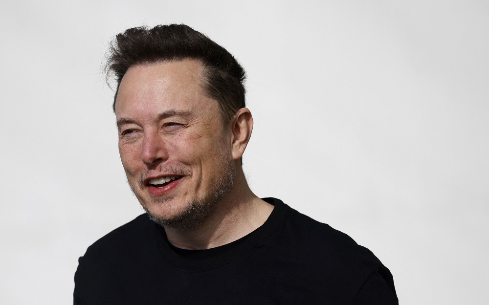 Lucros da Tesla caem 71% no primeiro trimestre do ano
