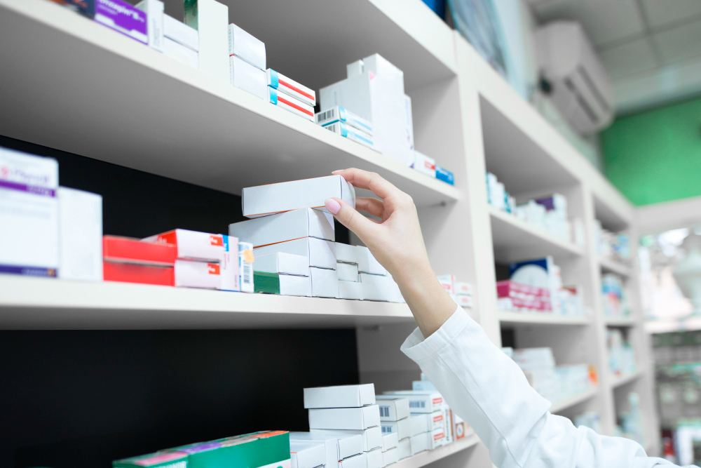 Justiça veta prescrição de medicamentos por farmacêuticos