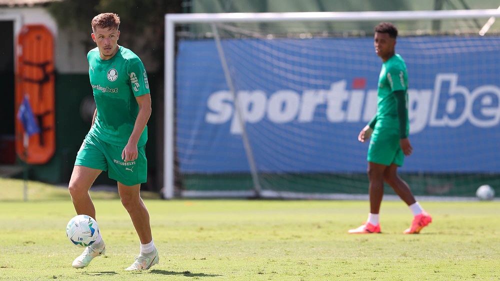 Bruno Fuchs mira taça da Libertadores com Palmeiras após vice pelo Atlético-MG: ‘Todos sonham’