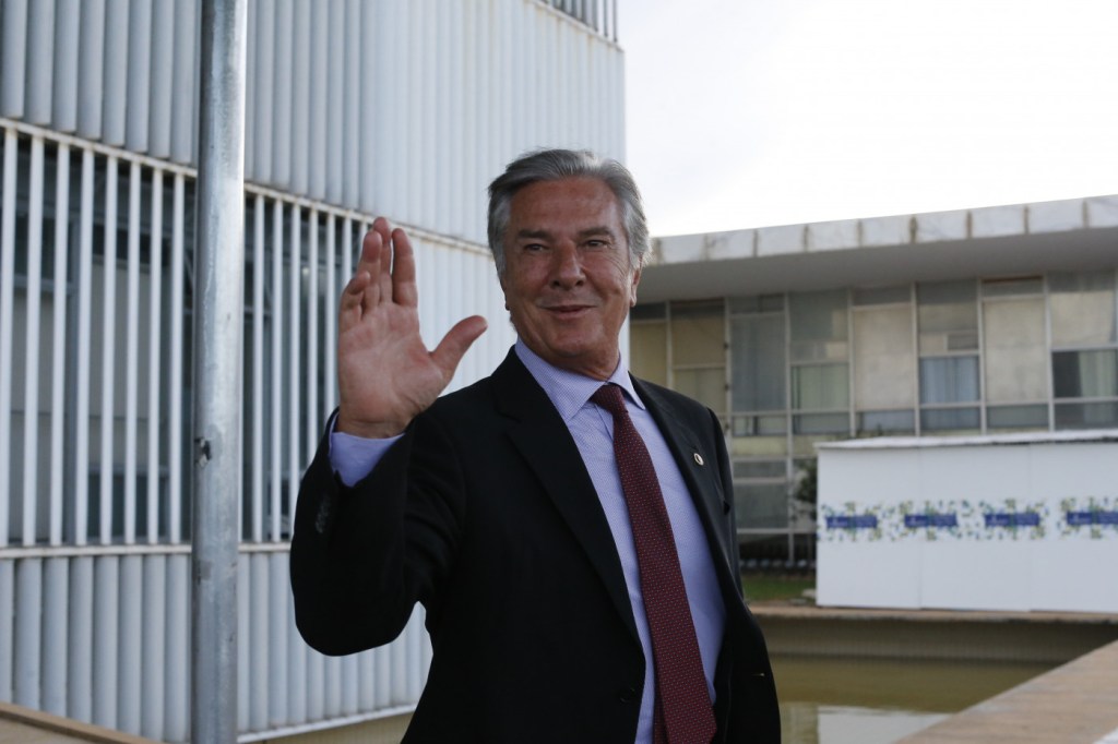 Fernando Collor pede prisão domiciliar ao STF por ter Parkinson e transtorno afetivo bipolar